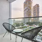 Stay By Latinem Luxury 1Br Holiday Home Cvg 409 Near Burj Khalifa